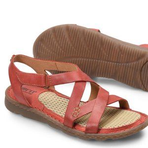 NWT most comfortable Born sandals